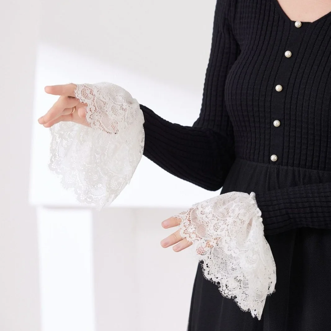 Elastic Lace Trim - 26 elastycznych krótkich mankietów damskich z